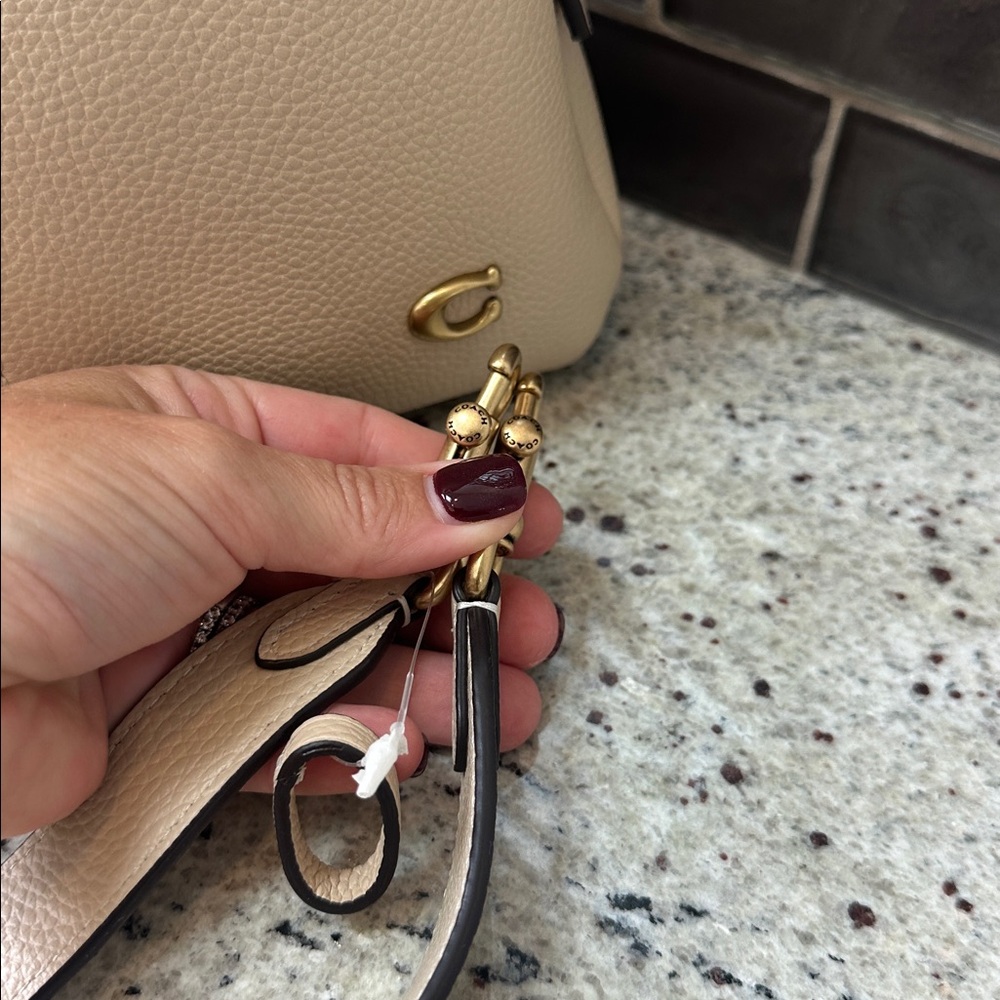 Coach Lana 23 Bag - Ivory with gold/brass hardware - Picture 12 of 12